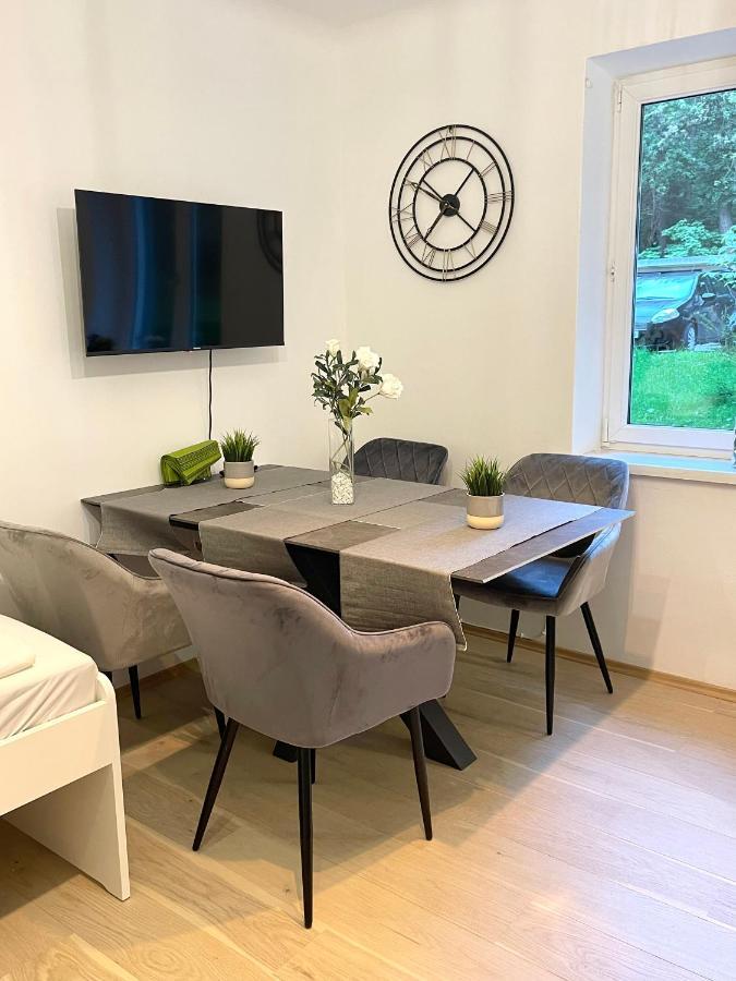 Apartamento Ein Traum Im Leechwald Naehe Lkh Graz Exterior foto
