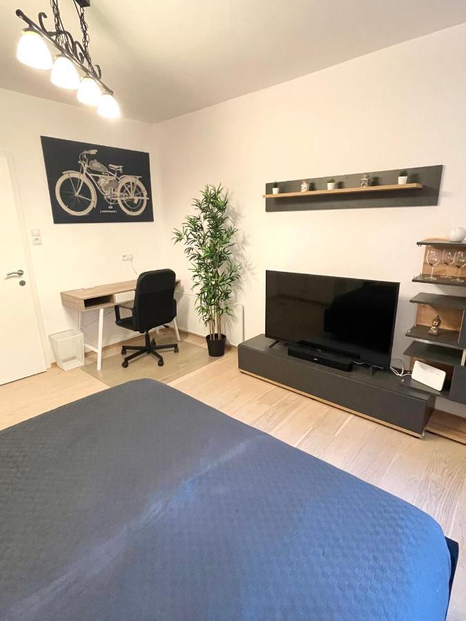Apartamento Ein Traum Im Leechwald Naehe Lkh Graz Exterior foto